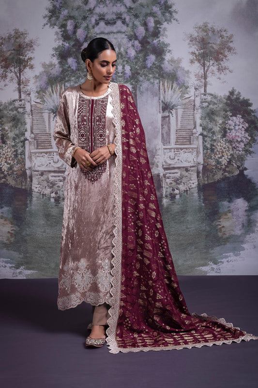 Osyaan Naariti Velvet Suits Exporter Ahmedabad