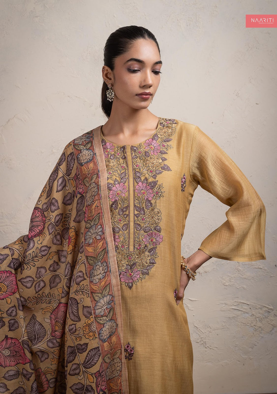Parniya Naariti Mul Chanderi Pant Style Suits Wholesale