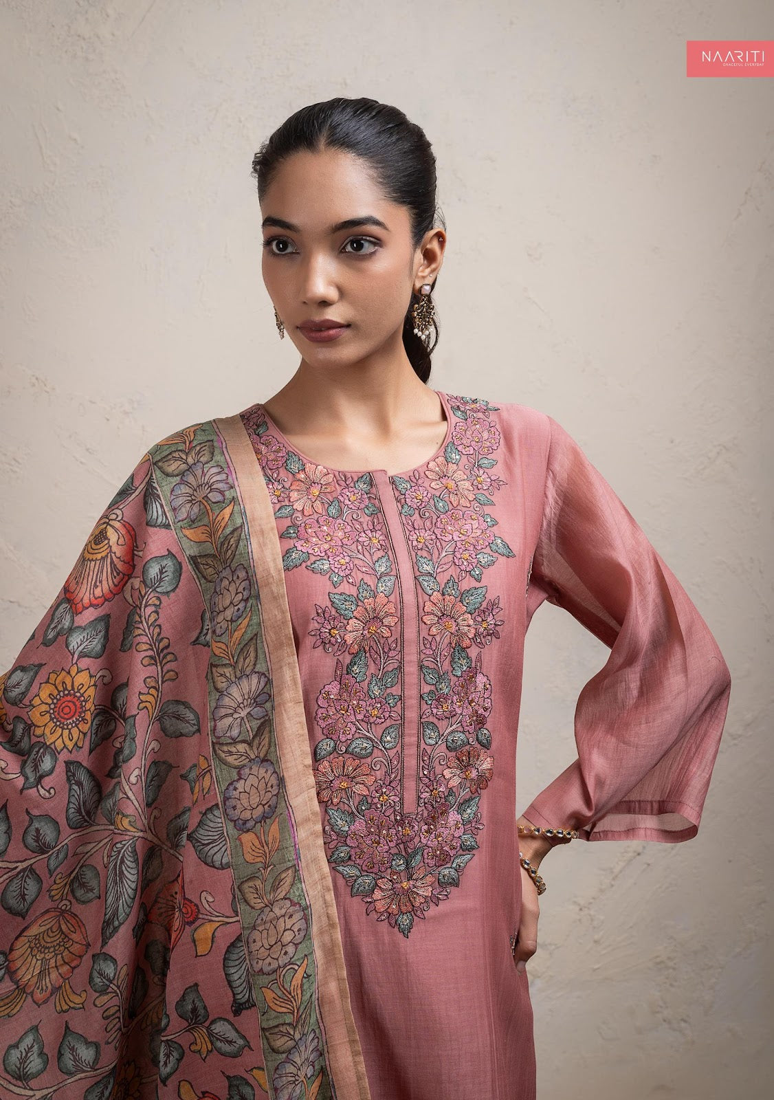 Parniya Naariti Mul Chanderi Pant Style Suits Wholesale