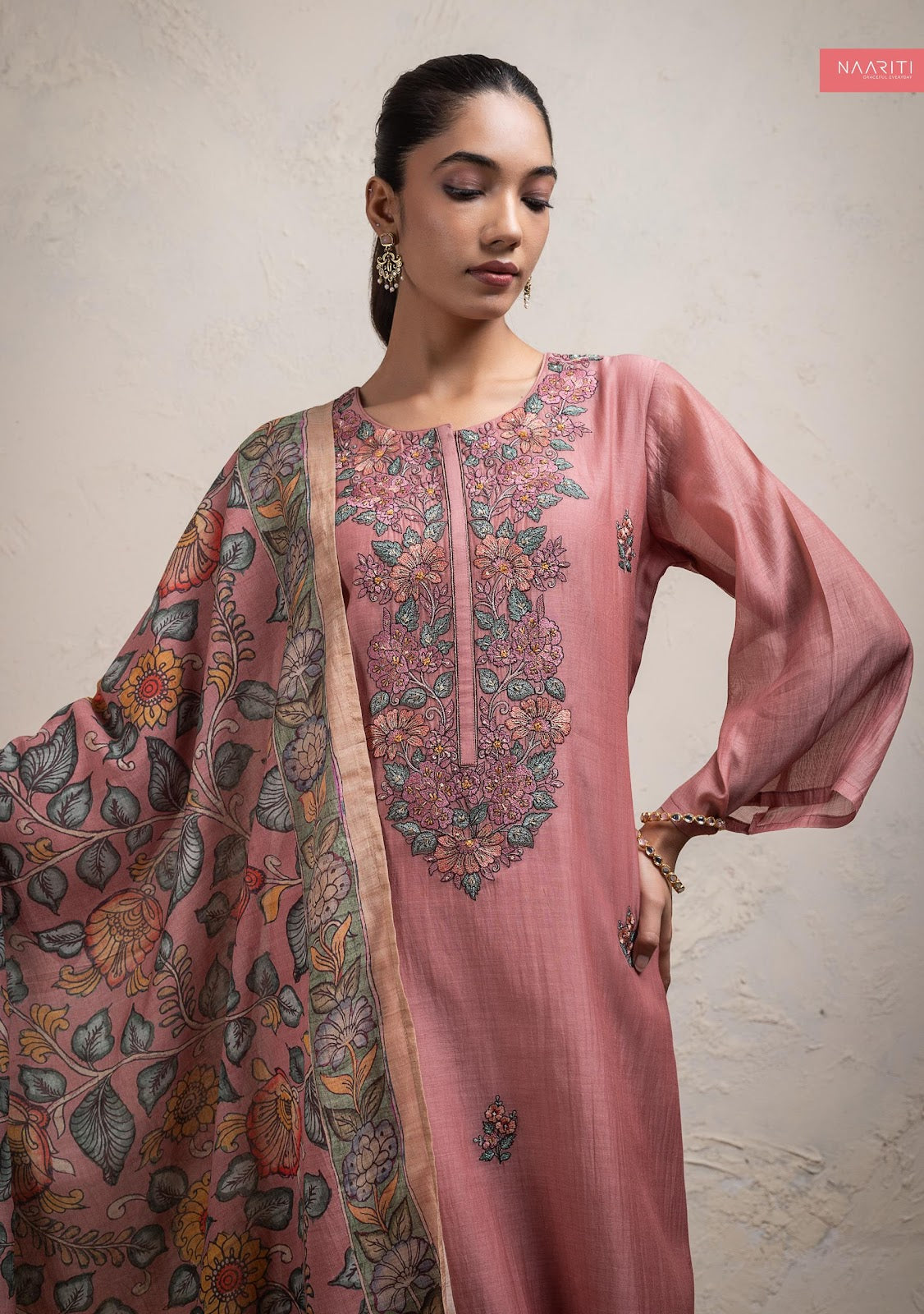 Parniya Naariti Mul Chanderi Pant Style Suits Wholesale