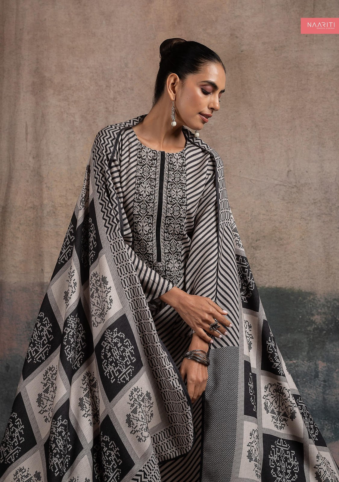 Pishu Naariti Muslin Pant Style Suits Wholesale Price