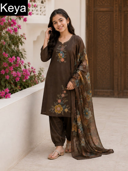 Plain 310826 Keya Roman Girls Readymade Afghani Suits Exporter
