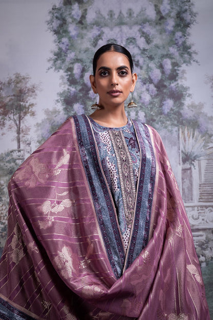 Polki Naariti Velvet Suits Supplier Gujarat