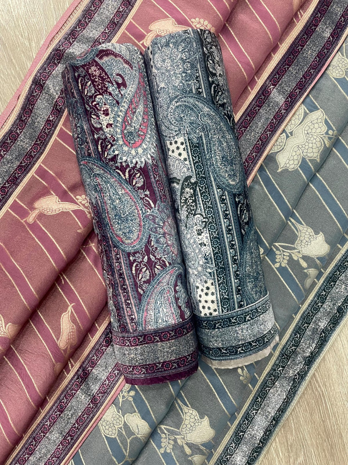Polki Naariti Velvet Suits Supplier Gujarat