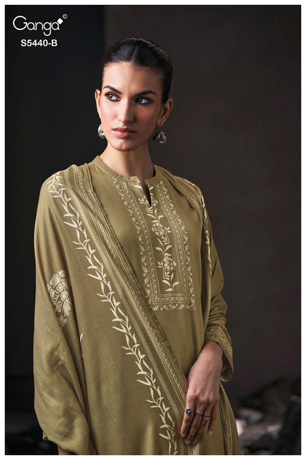 Preisna S5440 Ganga Wool Pashmina Suits Exporter Gujarat