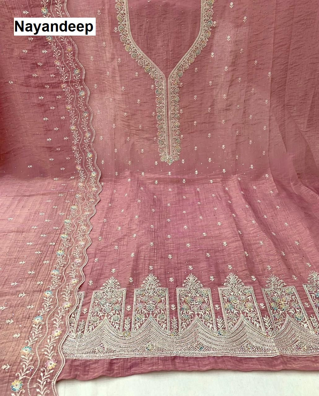 Priyanshi Nayandeep Dola Silk Salwar Suits Exporter