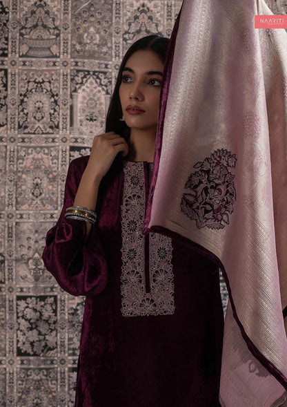 Qirtaan Naariti Velvet Suits Wholesale Price
