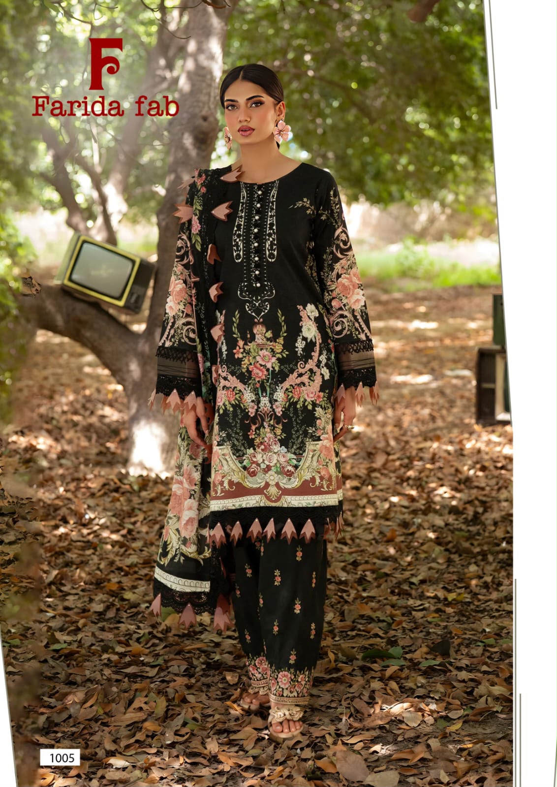 Queens Court Farida Fab Mix Cotton Karachi Salwar Suits Manufacturer Gujarat