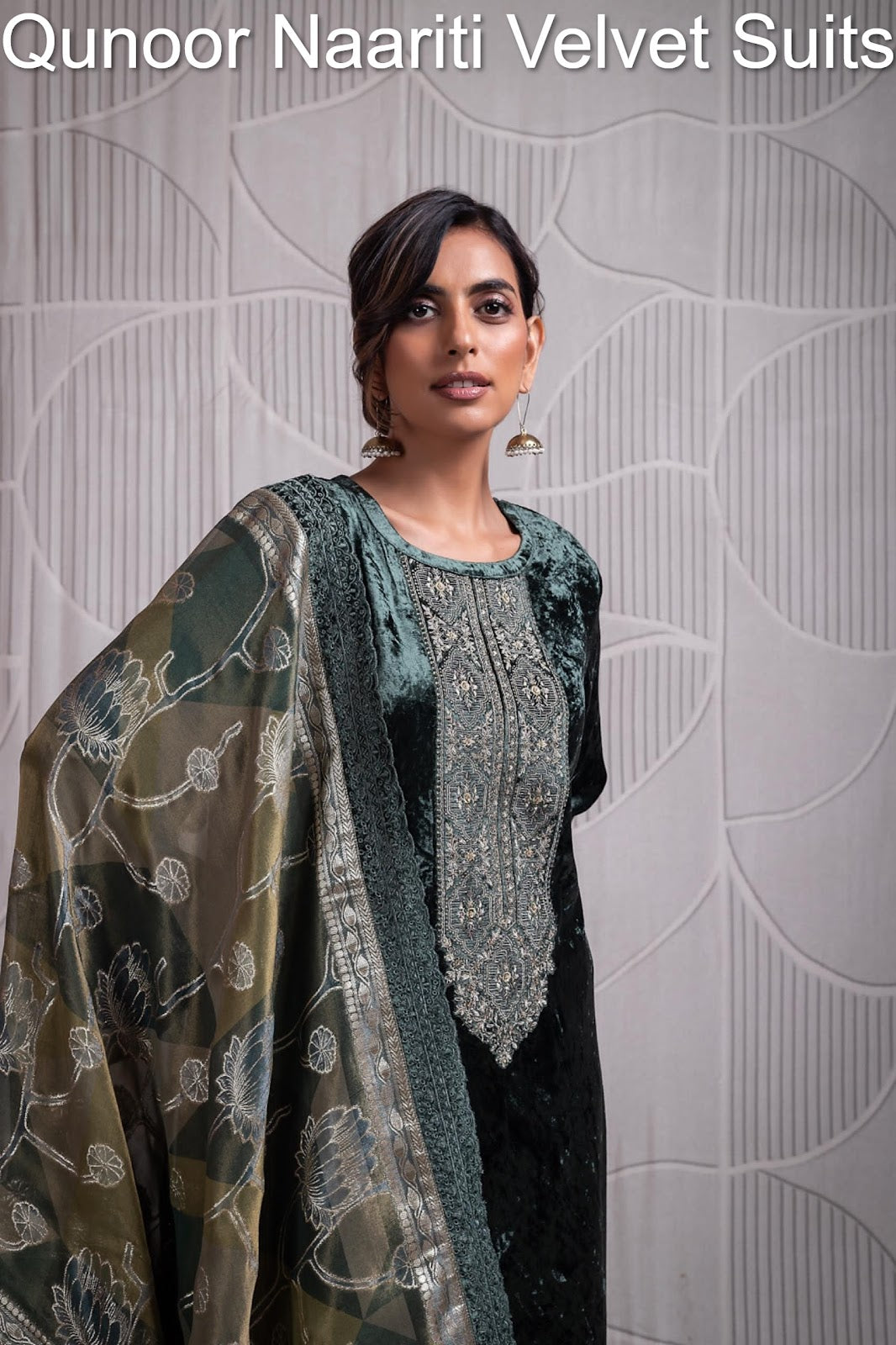 Qunoor Naariti Velvet Suits Supplier India