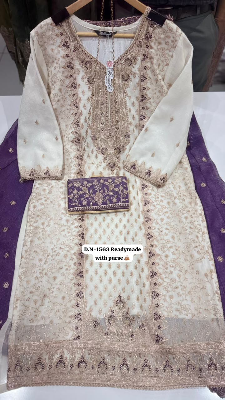 R 1563 Nx Ramsha Pakistani Readymade Suits Exporter