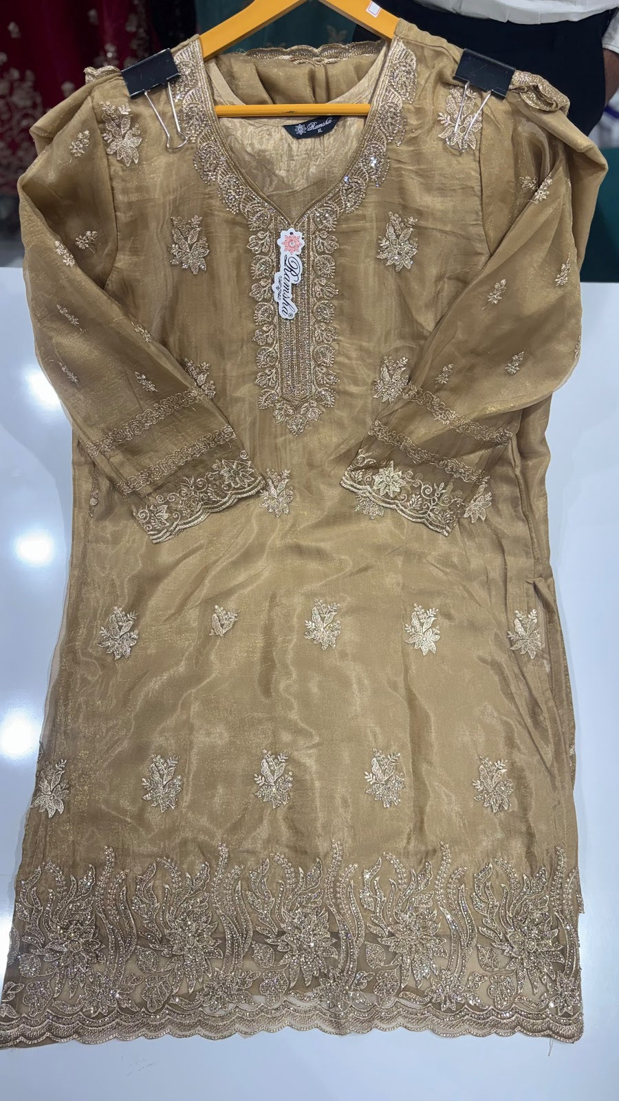 R 1731 Ramsha Flute Pakistani Readymade Suits Exporter Gujarat
