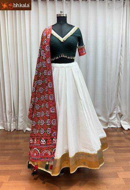 Raas Vol 26 Navratri 2025 Shubhkala Viscose Cotton Chaniya Choli Wholesaler Gujarat