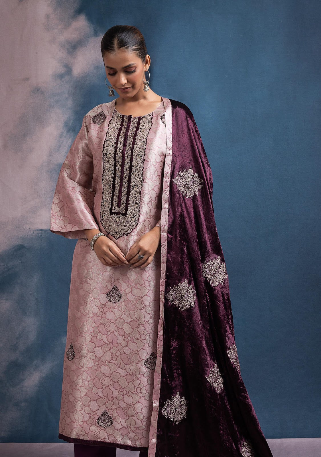 Rahyaz Naariti Velvet Suits Supplier Ahmedabad