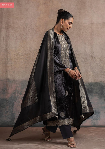 Reeha Naariti Velvet Suits Wholesaler India