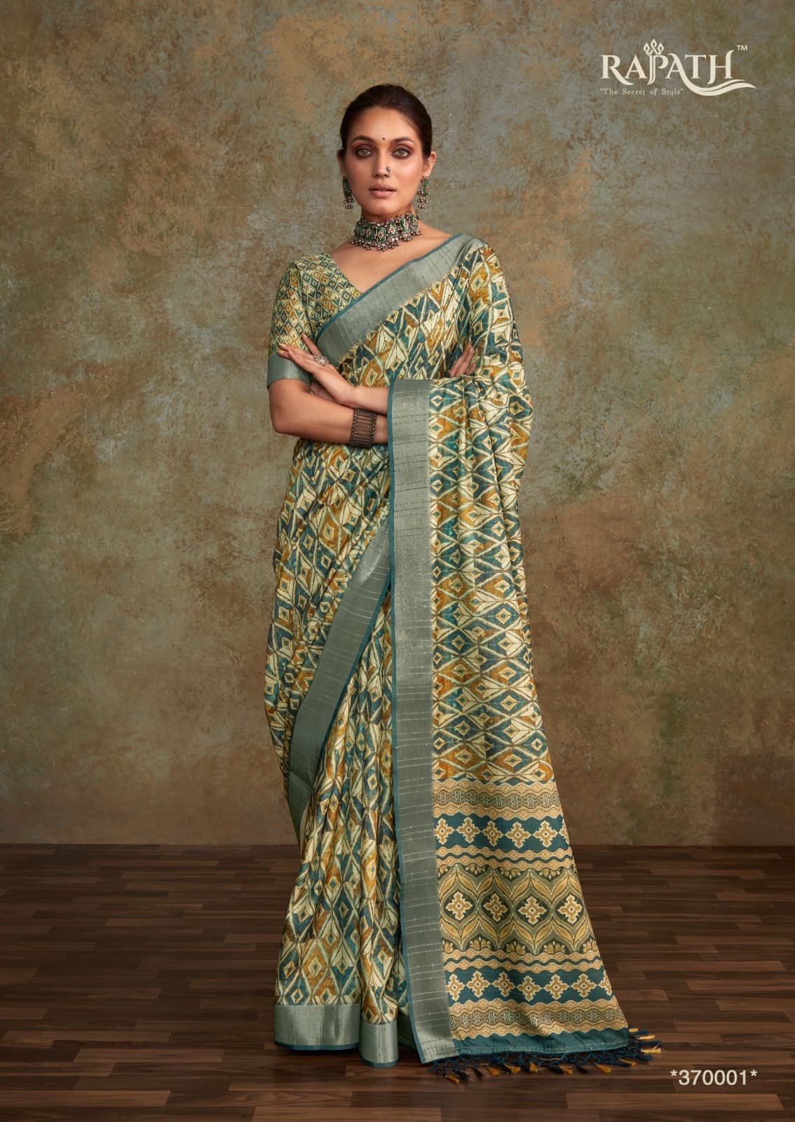 Ritika Silk Rajpath Handloom Sarees Exporter Gujarat