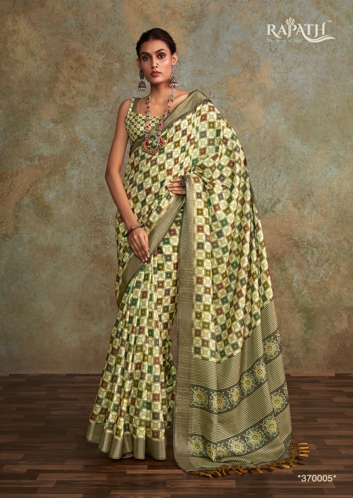 Ritika Silk Rajpath Handloom Sarees Exporter Gujarat