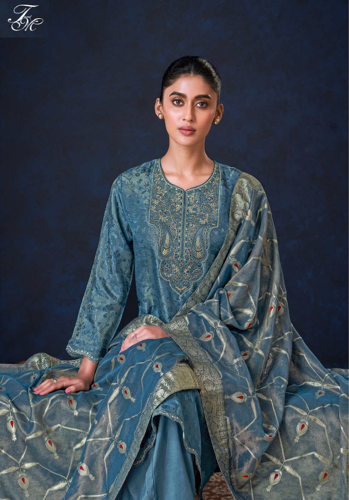 Riwayat Tm Jacquard Pant Style Suits Supplier Ahmedabad