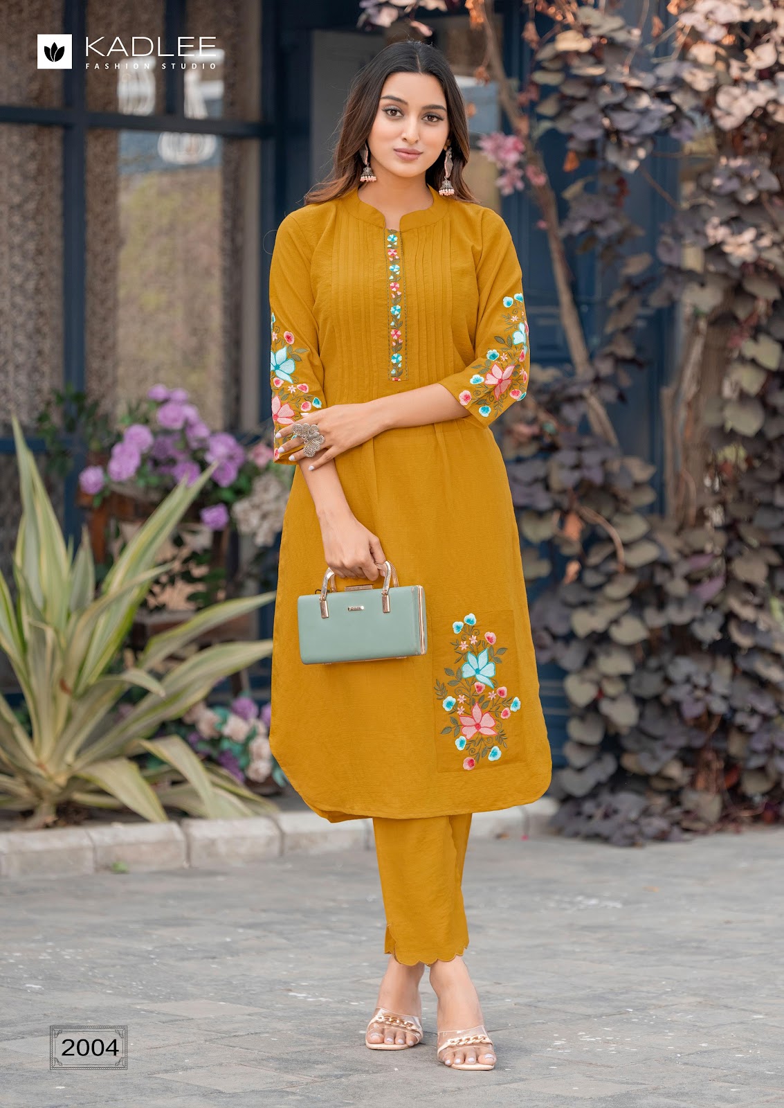 Roongta Kadlee Cotton Co Ord Set Wholesaler India