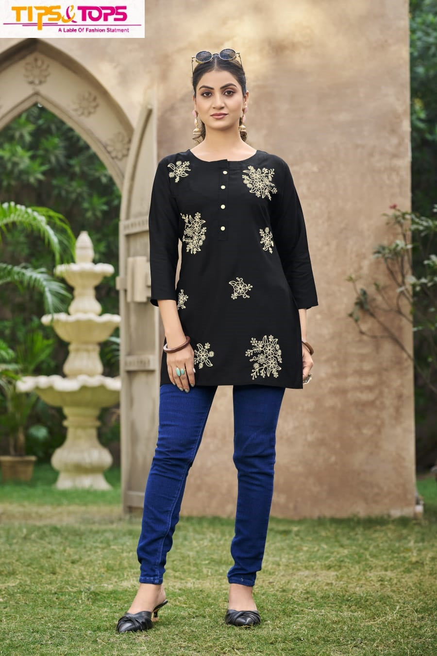 Rose Tips Tops Heavy Reyon Fancy Tops Supplier Gujarat