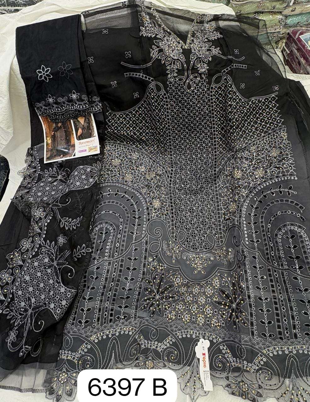 Rosemeen Man 6397 Fepic Organza Pakistani Salwar Suits Supplier India