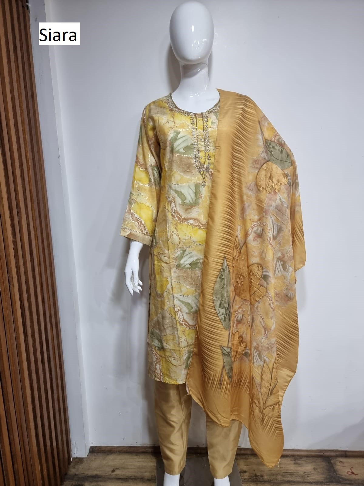 Round Neck Siara Cotton Silk Readymade Pant Style Suits Supplier