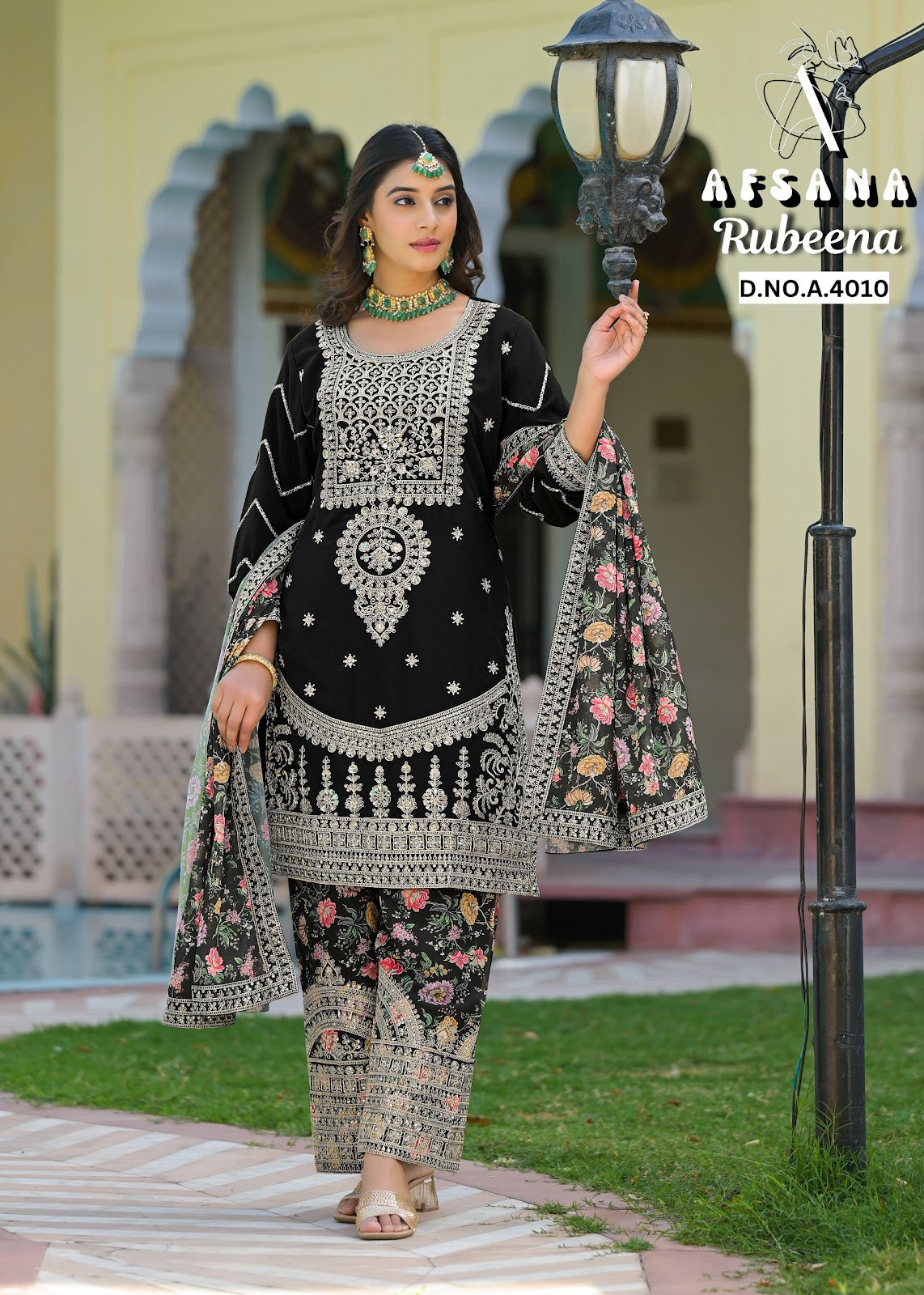 Rubeena Afsana Georgette Pakistani Readymade Suits Supplier