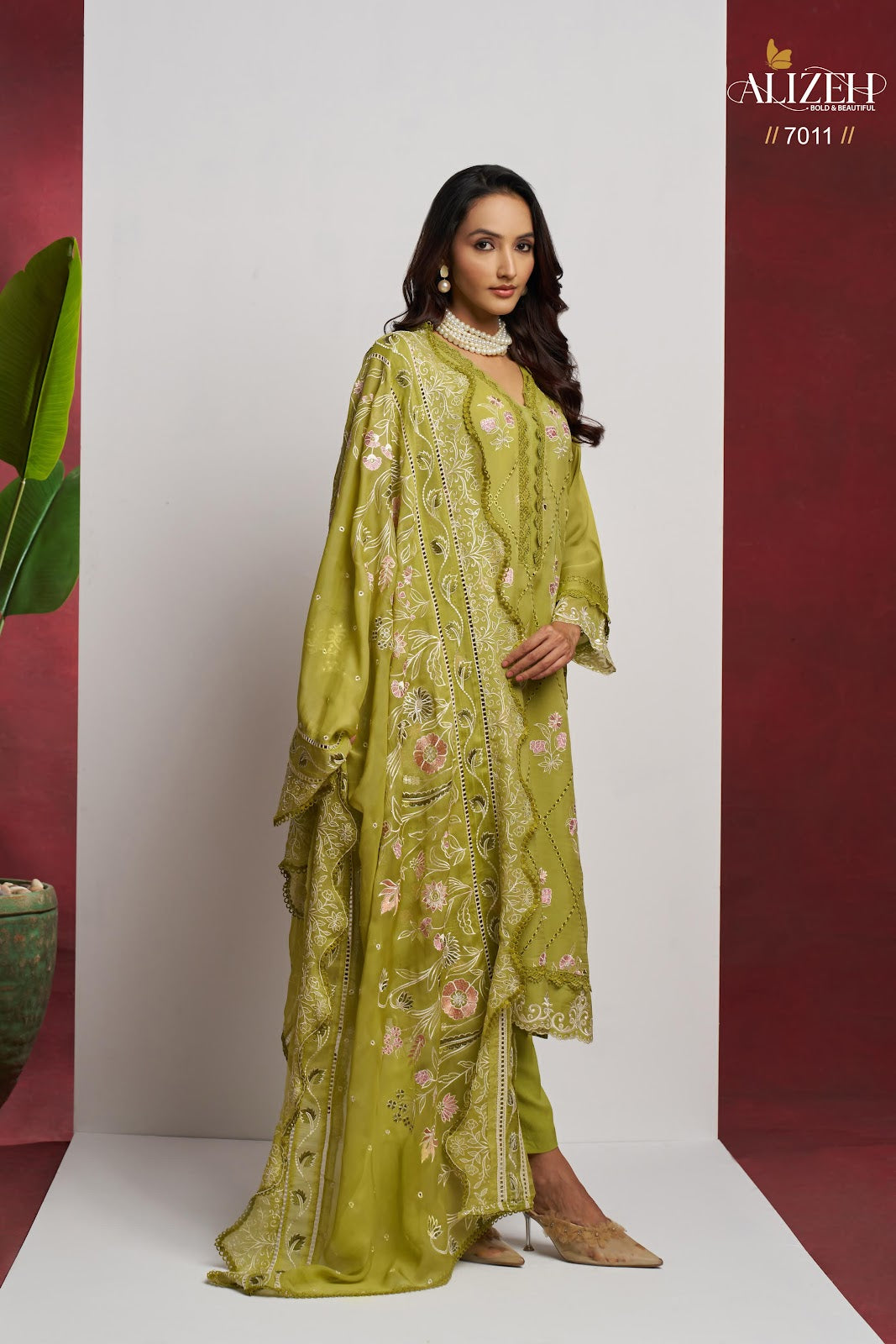 Saadgi 7009-7012 Alizeh Pure Organza Pant Style Suits Manufacturer Gujarat