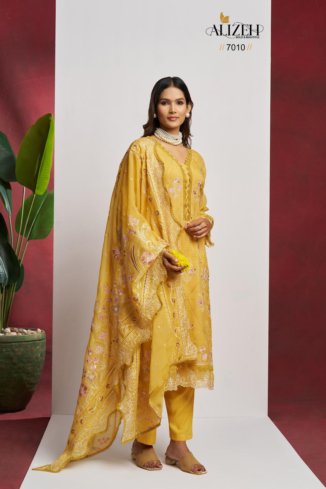 Saadgi 7009-7012 Alizeh Pure Organza Pant Style Suits Manufacturer Gujarat