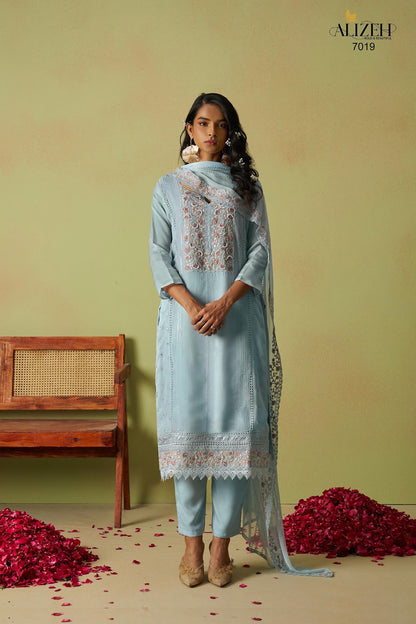 Saadgi Vol 2 7018-7021 Alizeh Pure Organza Pant Style Suits Exporter