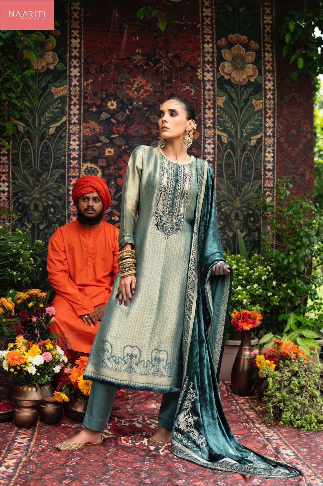 Saaj Naariti Jacquard Velvet Suits Wholesaler