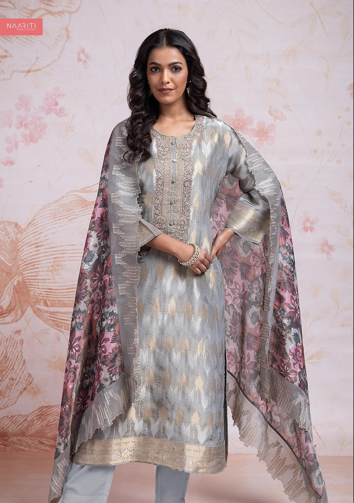 Saavi Naariti Tissue Jacquard Pant Style Suits Wholesaler Ahmedabad