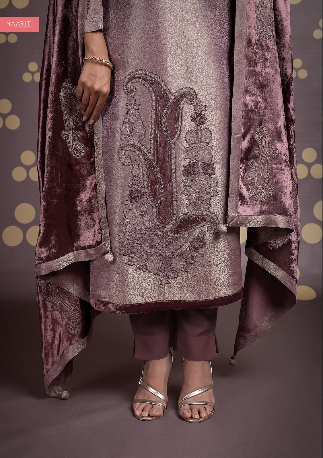 Sadira Naariti Silk Jacquard Velvet Suits Wholesaler Gujarat