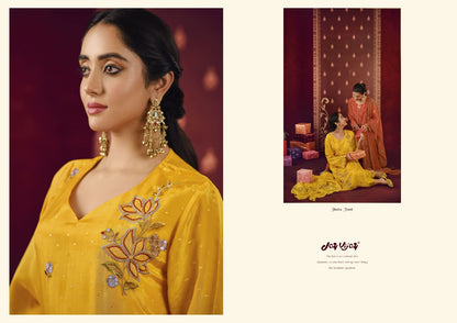 Shagun Ke Lifafe Jay Vijay Bemberg Pant Style Suits Supplier India