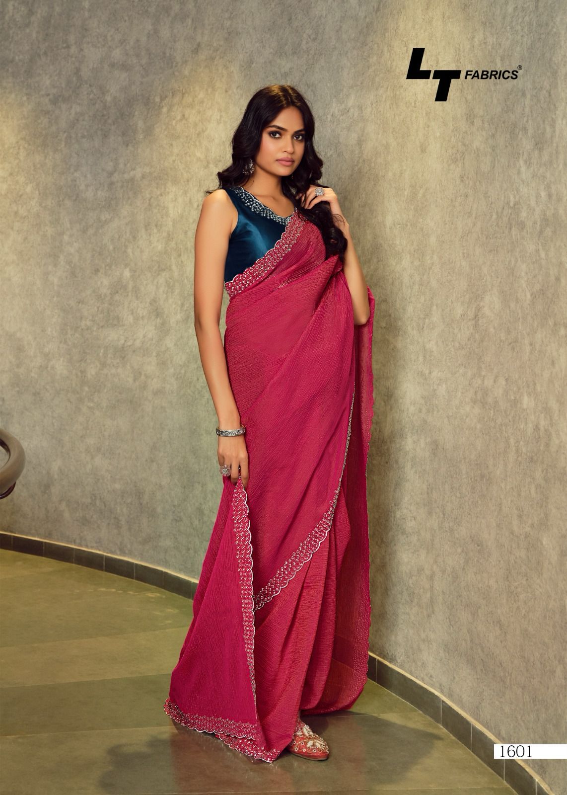 सिल्वर स्टोन वॉल्यूम 16 एलटी फैब्रिक्स कॉसमॉस साड़ी सप्लायर अहमदाबाद