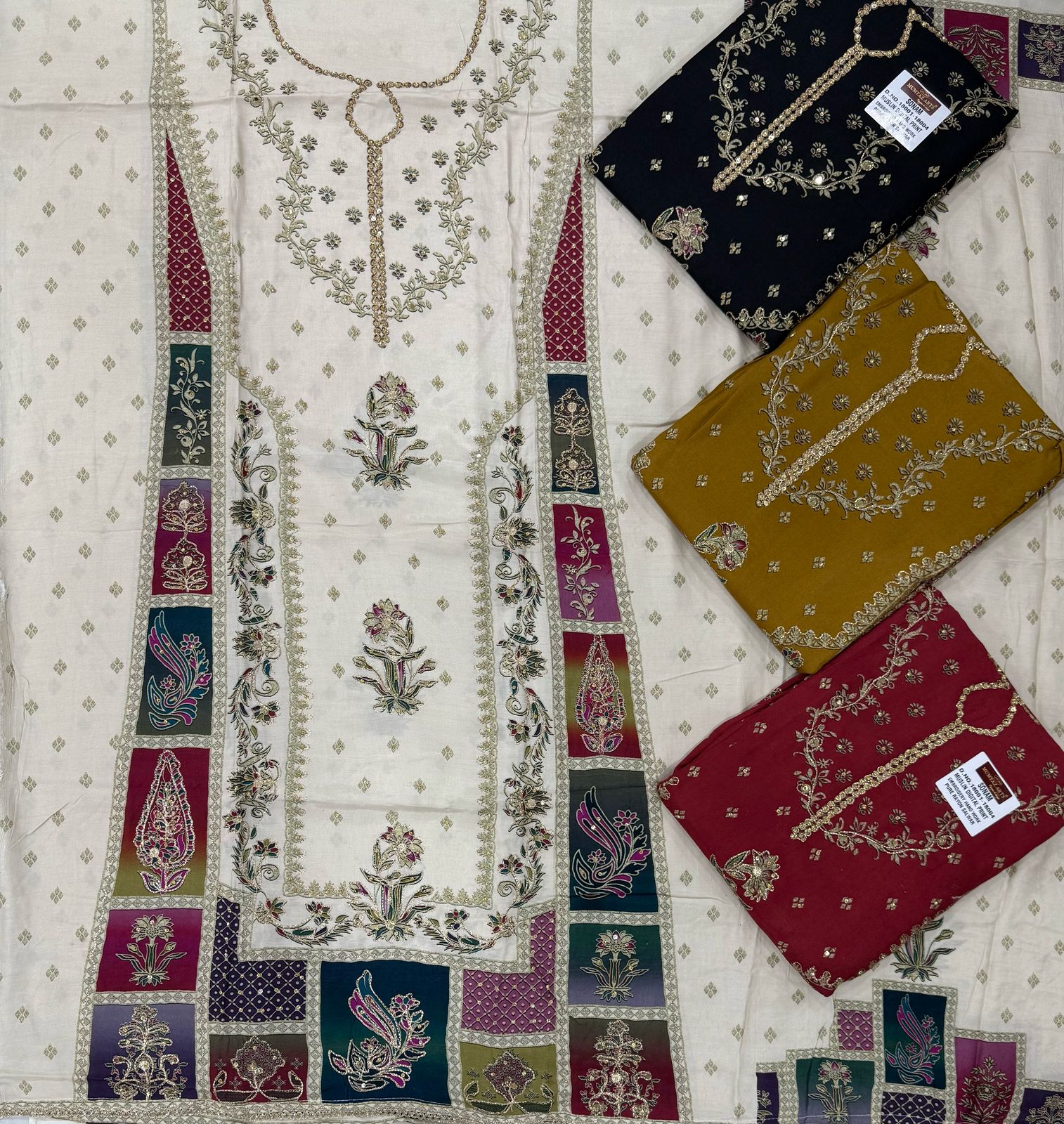 Sonam Mumtaz Arts Muslin Karachi Salwar Suits Supplier