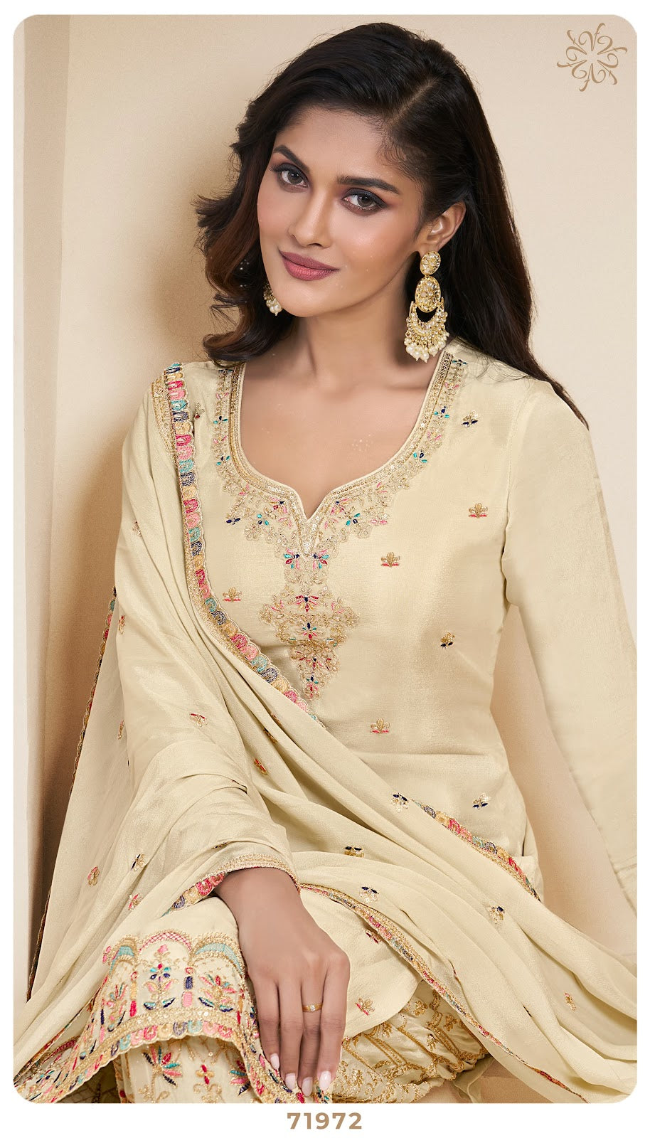 Sundari Kuleesh Vinay Fashion Llp Chinon Plazzo Style Suits Supplier Gujarat
