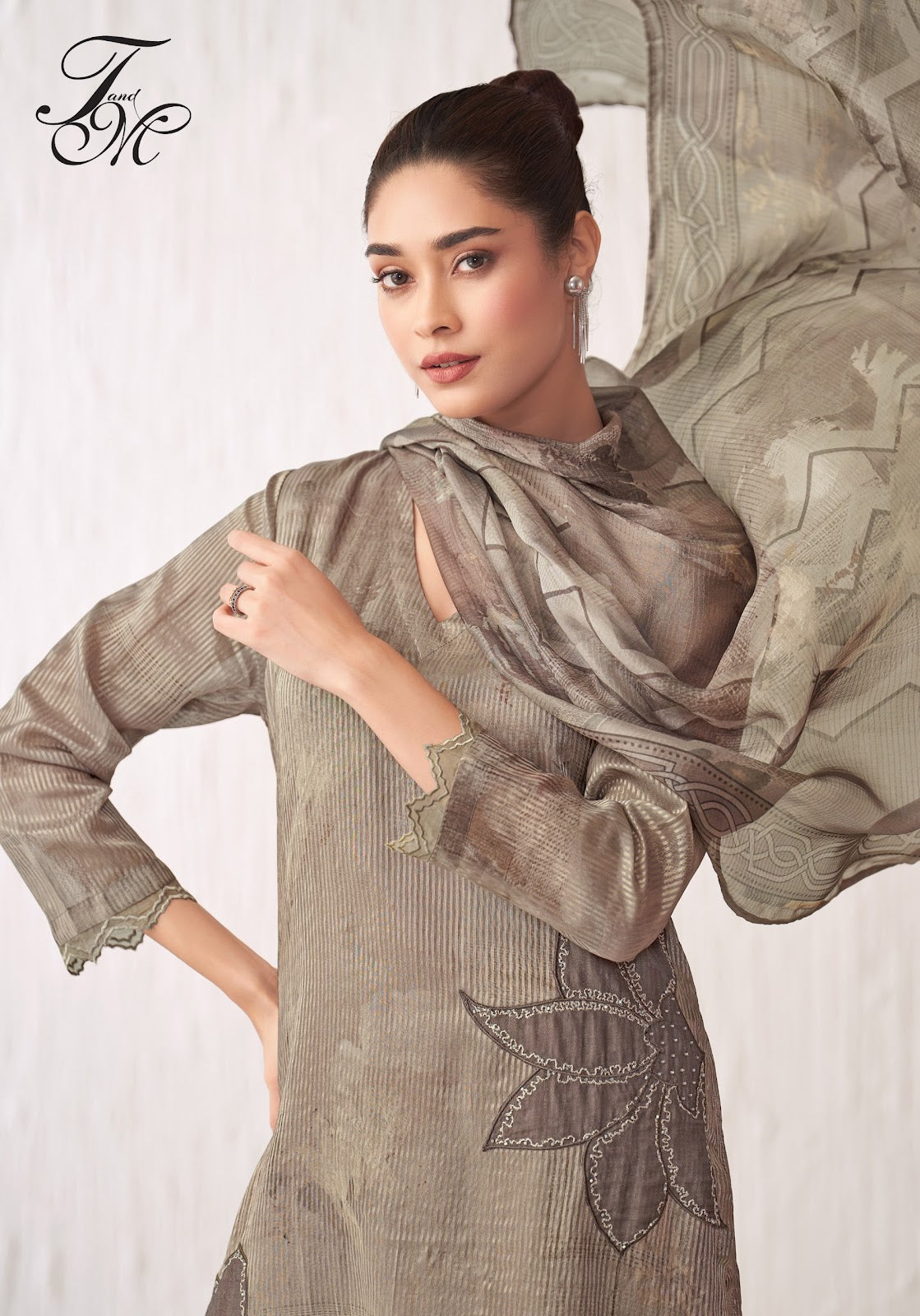 Sunflower Tm Pure Silk Pant Style Suits Supplier Gujarat