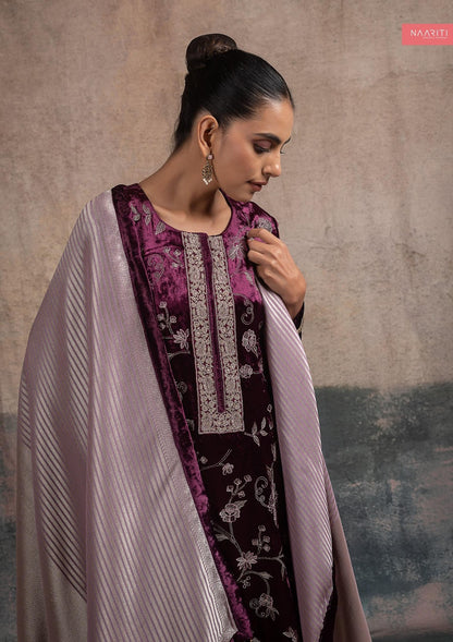 Sunyara Naariti Velvet Suits Supplier Ahmedabad