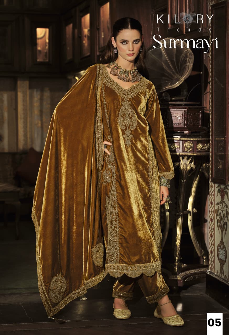 Surmayi Kilory Velvet Suits Exporter