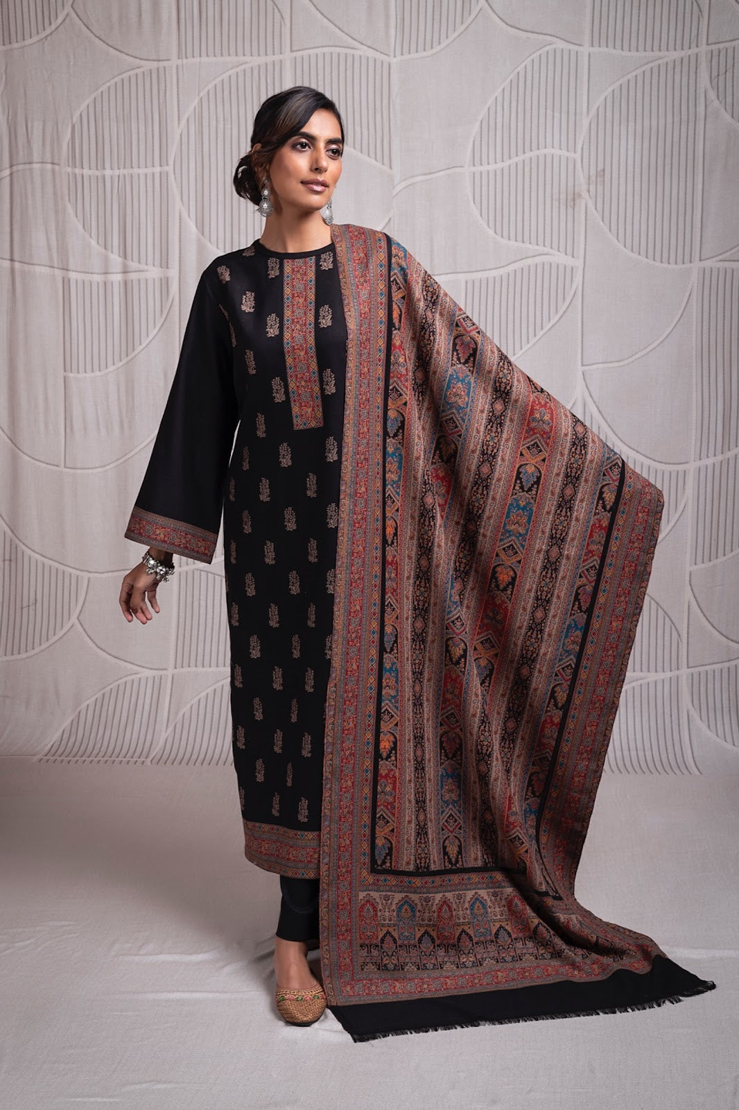 Tanisha Naariti Woven Pashmina Suits Exporter Gujarat