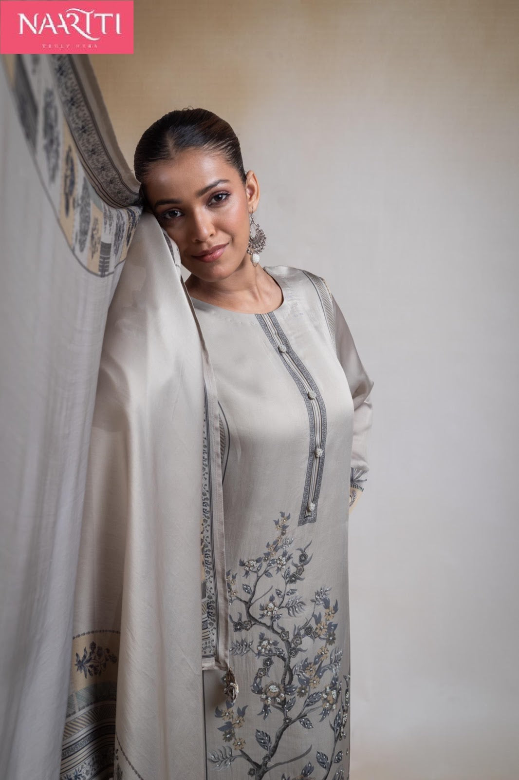 Tapis Naariti Organza Pant Style Suits Manufacturer Gujarat