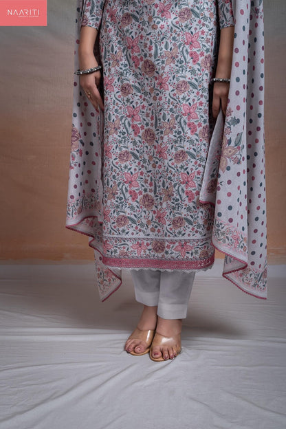 Teeza Naariti Lawn Cotton Pakistani Salwar Suits Supplier Ahmedabad