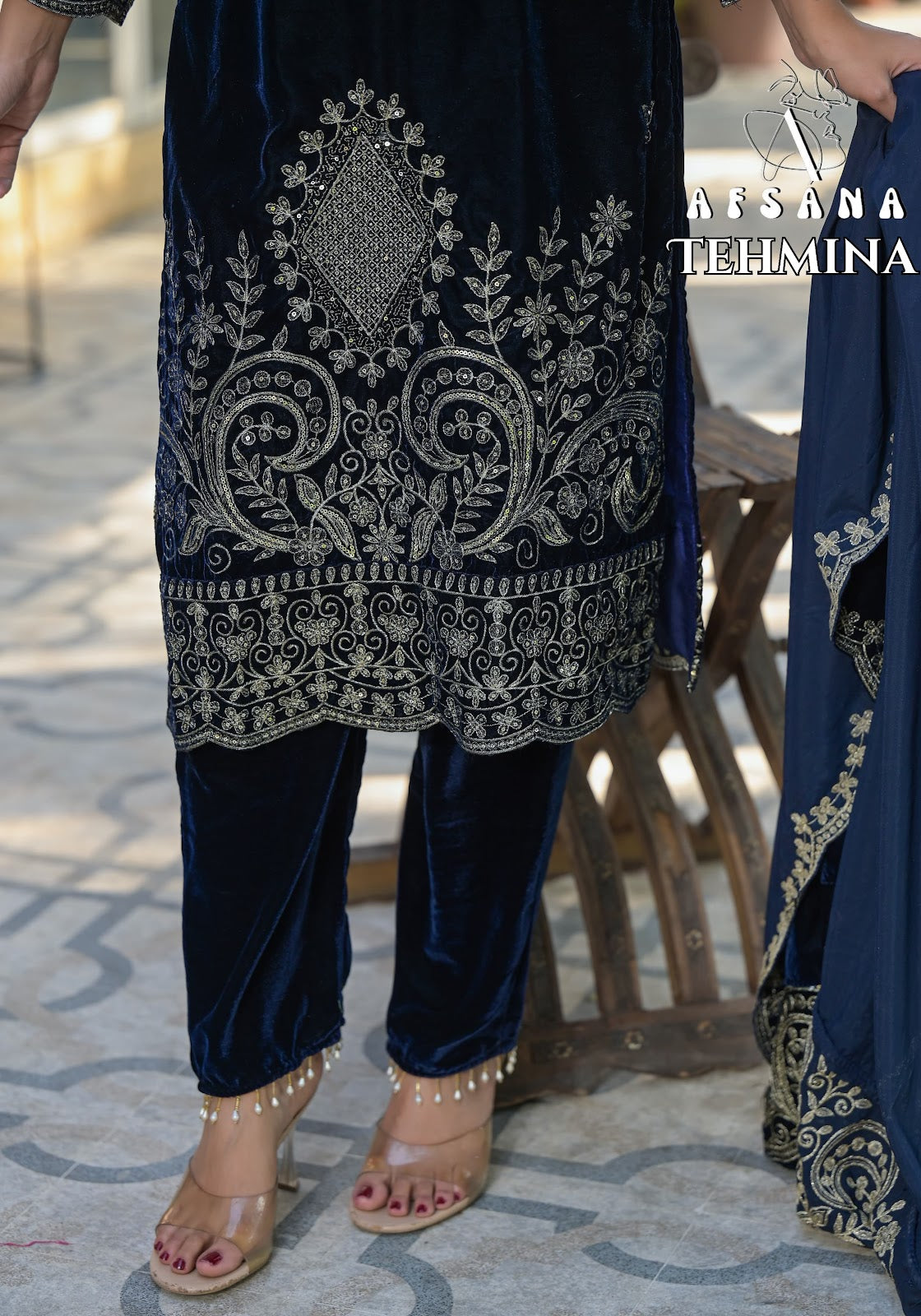 Tehmina Afsana Readymade Velvet Suits Manufacturer India