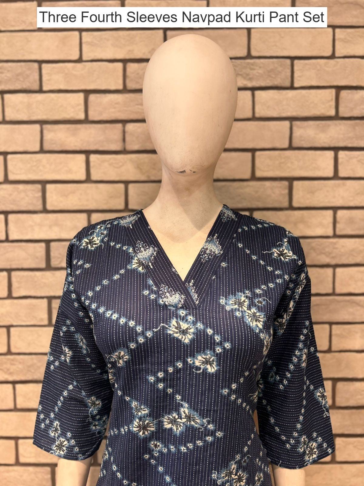 Three Fourth Sleeves Navpad Cotton Kurti Pant Set Exporter Gujarat
