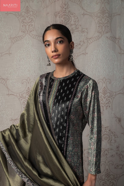Tuheer Naariti Velvet Suits Wholesale Rate