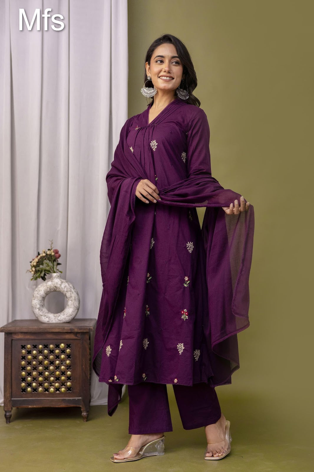 Unique Pattern Mfs 10 Colours Readymade Cotton Pant Suits Wholesaler