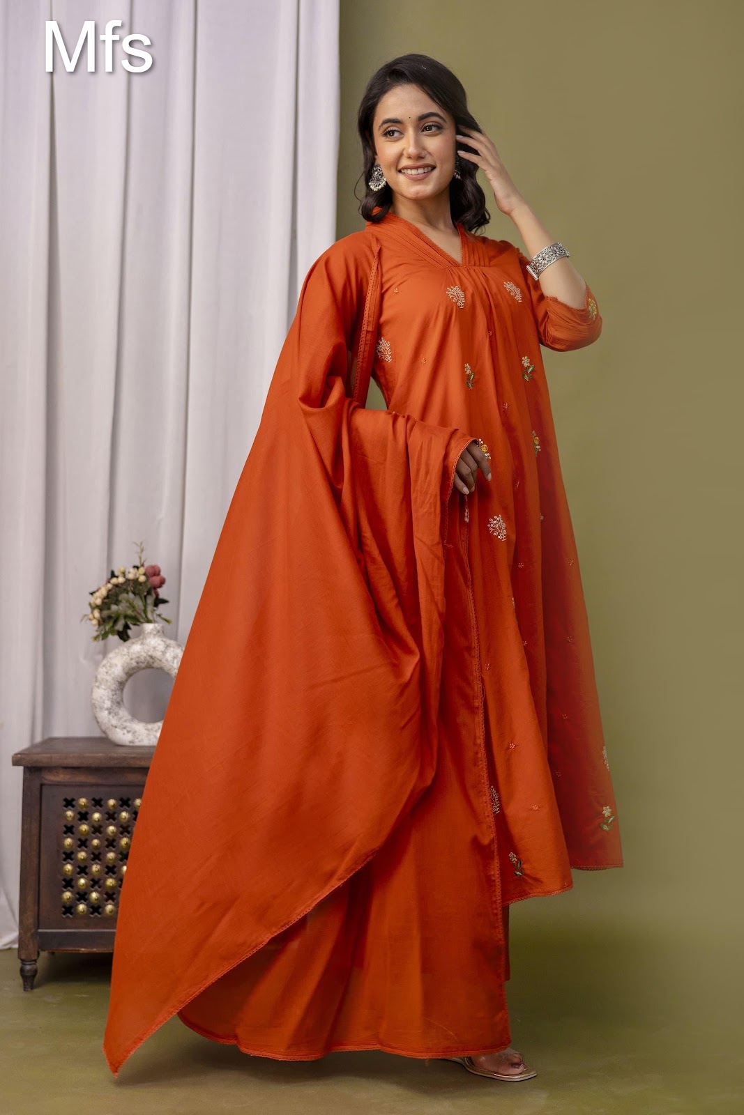 Unique Pattern Mfs 10 Colours Readymade Cotton Pant Suits Wholesaler