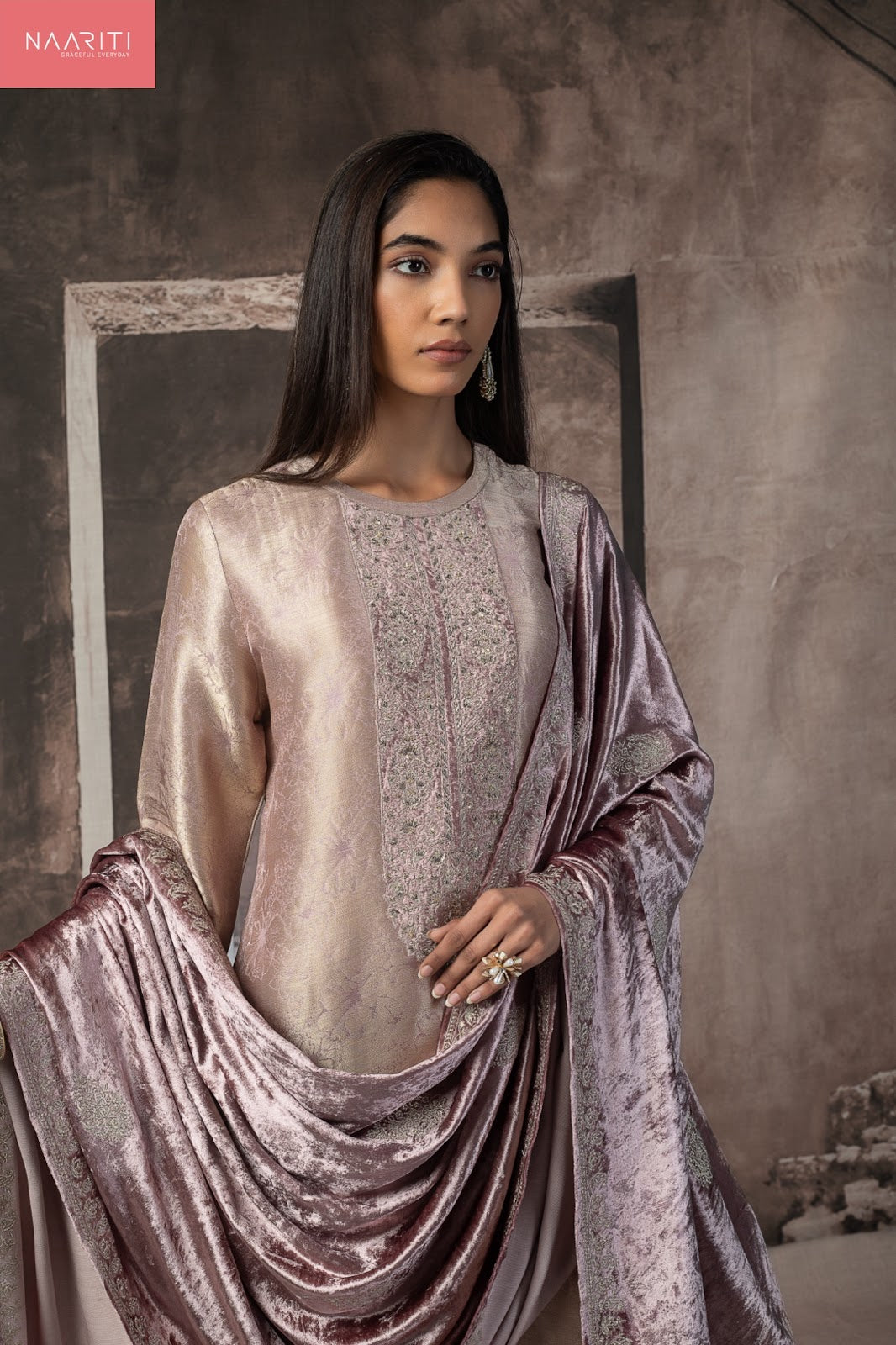 Unshi Naariti Pure Silk Velvet Suits Supplier Ahmedabad