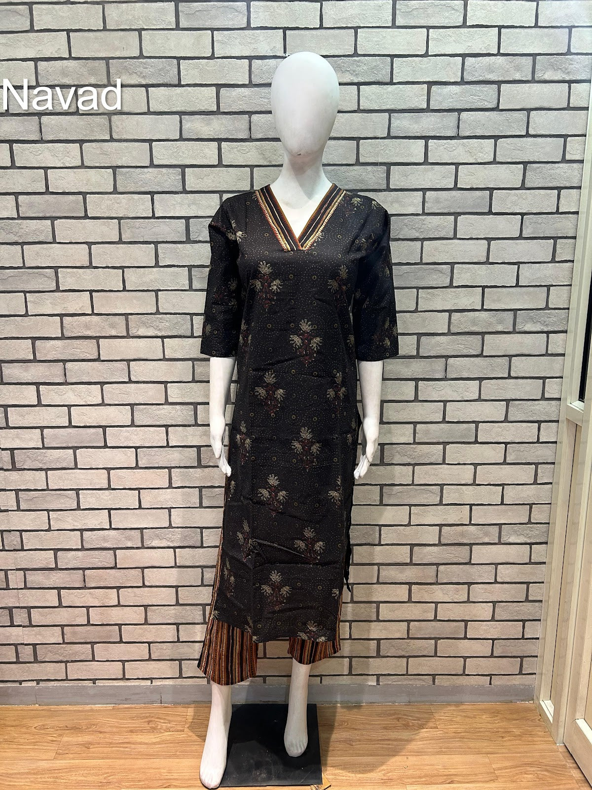 V Neck 2904 Navad Cotton Kurti Bottom Set Manufacturer Gujarat