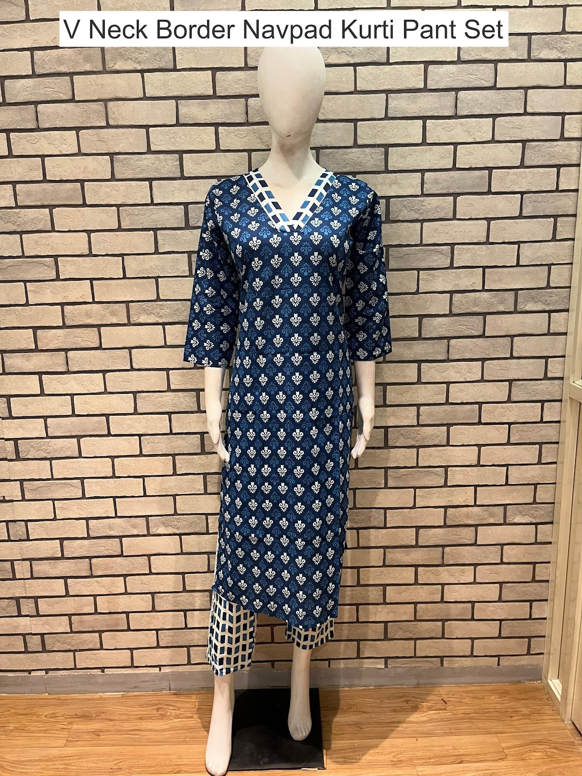 V Neck Border Navpad Cotton Kurti Pant Set Manufacturer V Neck Border Navpad Cotton Kurti Pant Set Manufacturer